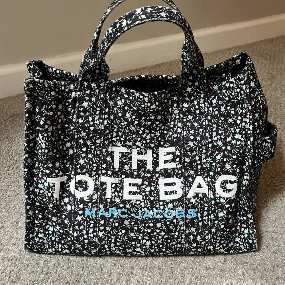Marc Jacobs Ditsy Floral Tote Bag